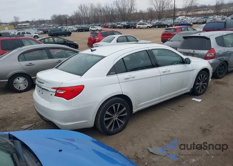 2011 Chrysler 200 S from USA, damaged, VIN 1C3BC8FG3BN624341